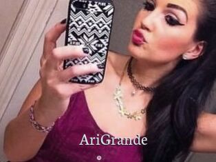 AriGrande