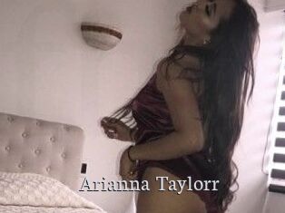 Arianna_Taylorr