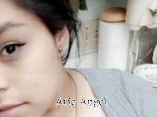 Arie_Angel Free Host Empire