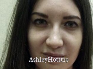 AshleyHottt19