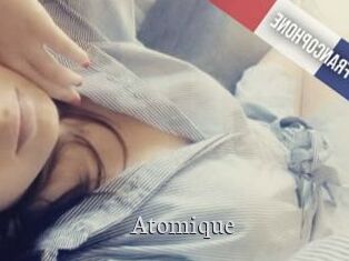 Atomique