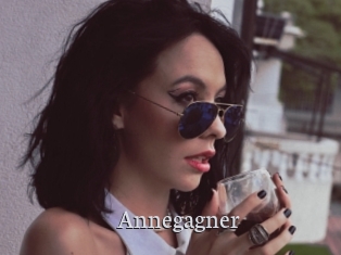 annegagner Free Host Empire