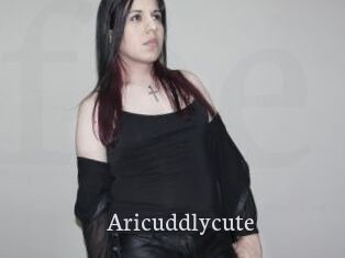 Aricuddlycute