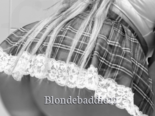 Blondebaddie22
