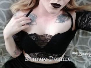 Demure_Domme