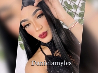 danielamyles Free Host Empire
