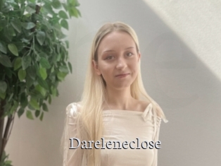 Dareleneclose