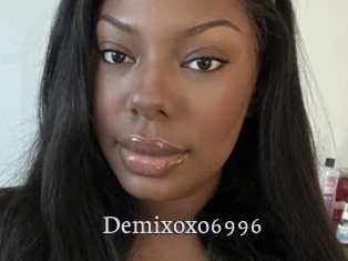 Demixoxo6996