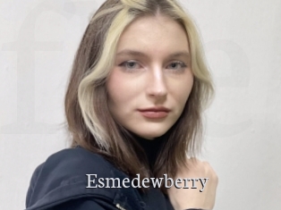 esmedewberry Free Host Empire
