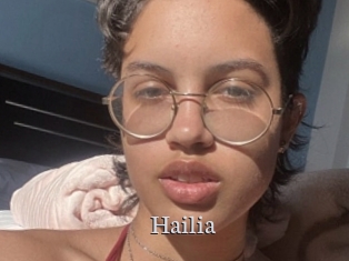 hailia Free Host Empire