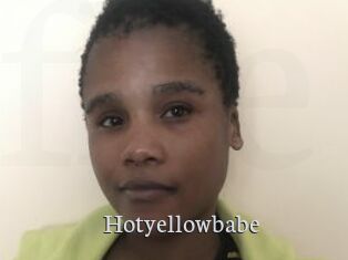 Hotyellowbabe