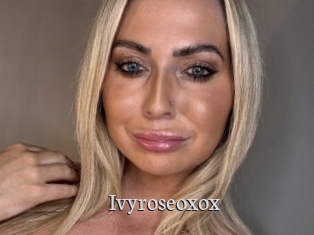 Ivyroseoxox