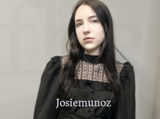 josiemunoz Free Host Empire