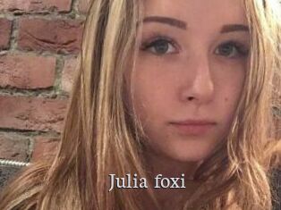 Julia_foxi