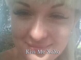 Kiss_Me_XoXo