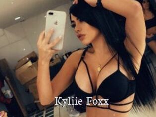 Kyliie_Foxx Free Host Empire