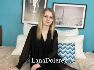 LanaDolerey