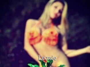 Leonie