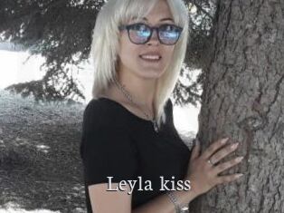 Leyla_kiss