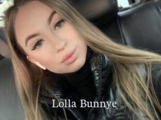 Lolla_Bunnye