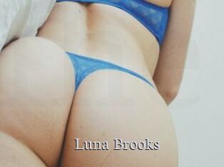 Luna_Brooks