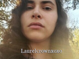 laurelcrownxoxo Free Host Empire