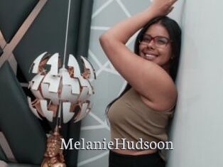 MelanieHudsoon