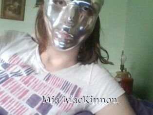 Mia_MacKinnon