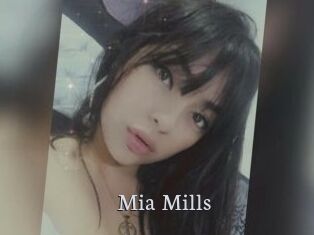 Mia_Mills