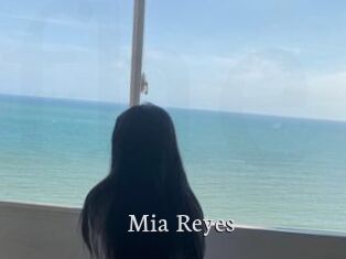Mia_Reyes Free Host Empire