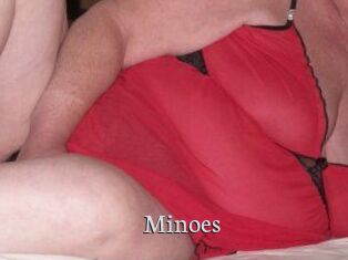 Minoes