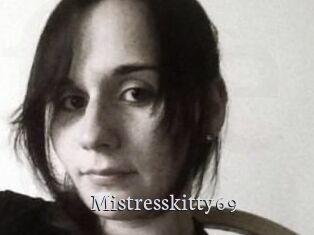 Mistresskitty69