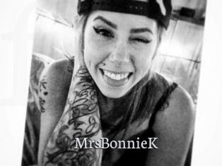 MrsBonnieK Free Host Empire