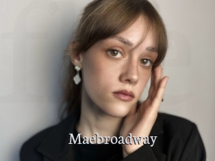 maebroadway Free Host Empire