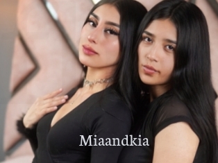miaandkia Free Host Empire