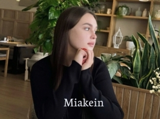 miakein Free Host Empire