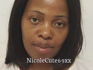 NicoleCute69xx Free Host Empire