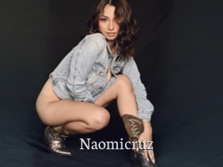 Naomicruz