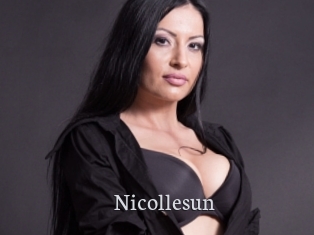 nicollesun Free Host Empire