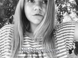 nikkyhotmoomy Free Host Empire