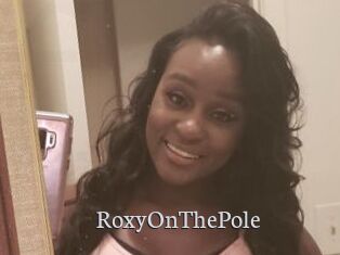 RoxyOnThePole