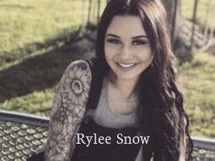 Rylee_Snow