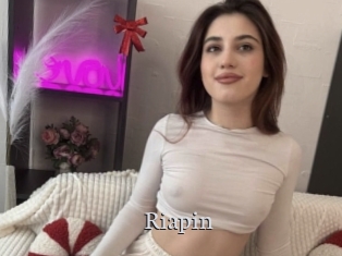 riapin Free Host Empire