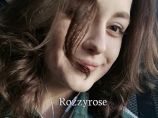 Rozzyrose