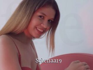 Selenaa19