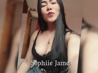 Sophiie_James