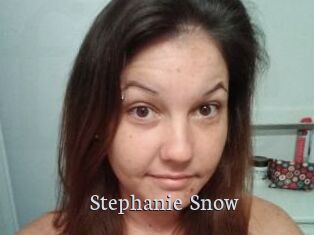 Stephanie_Snow