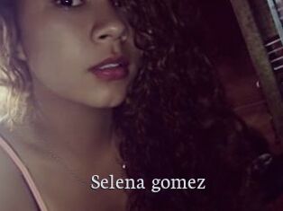 selena_gomez Free Host Empire