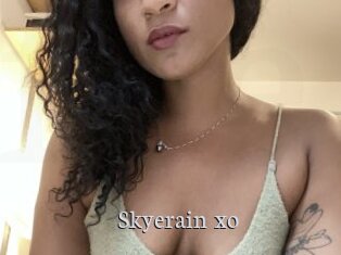 skyerain_xo Free Host Empire