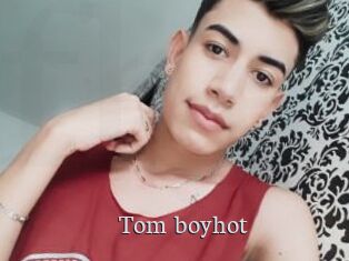 Tom_boyhot